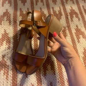 ROCK & CANDY by ZIGI Block Heel Leather Strappy Open Toe Sandal Cognac 8.5